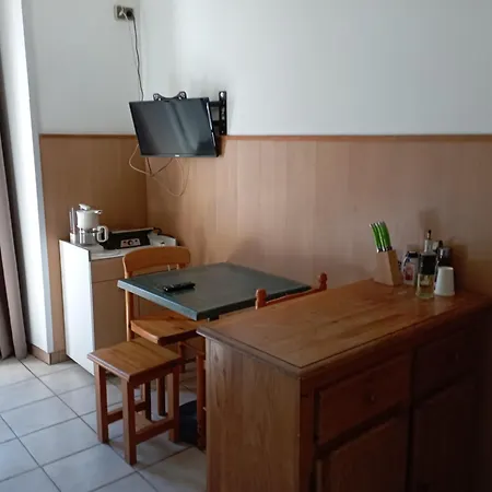 N3 Luz Saint Sauveur 3 Personnes * Люс-Сен-Совёр